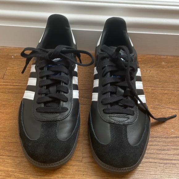 Sambas ✨ - Picture 1 of 3